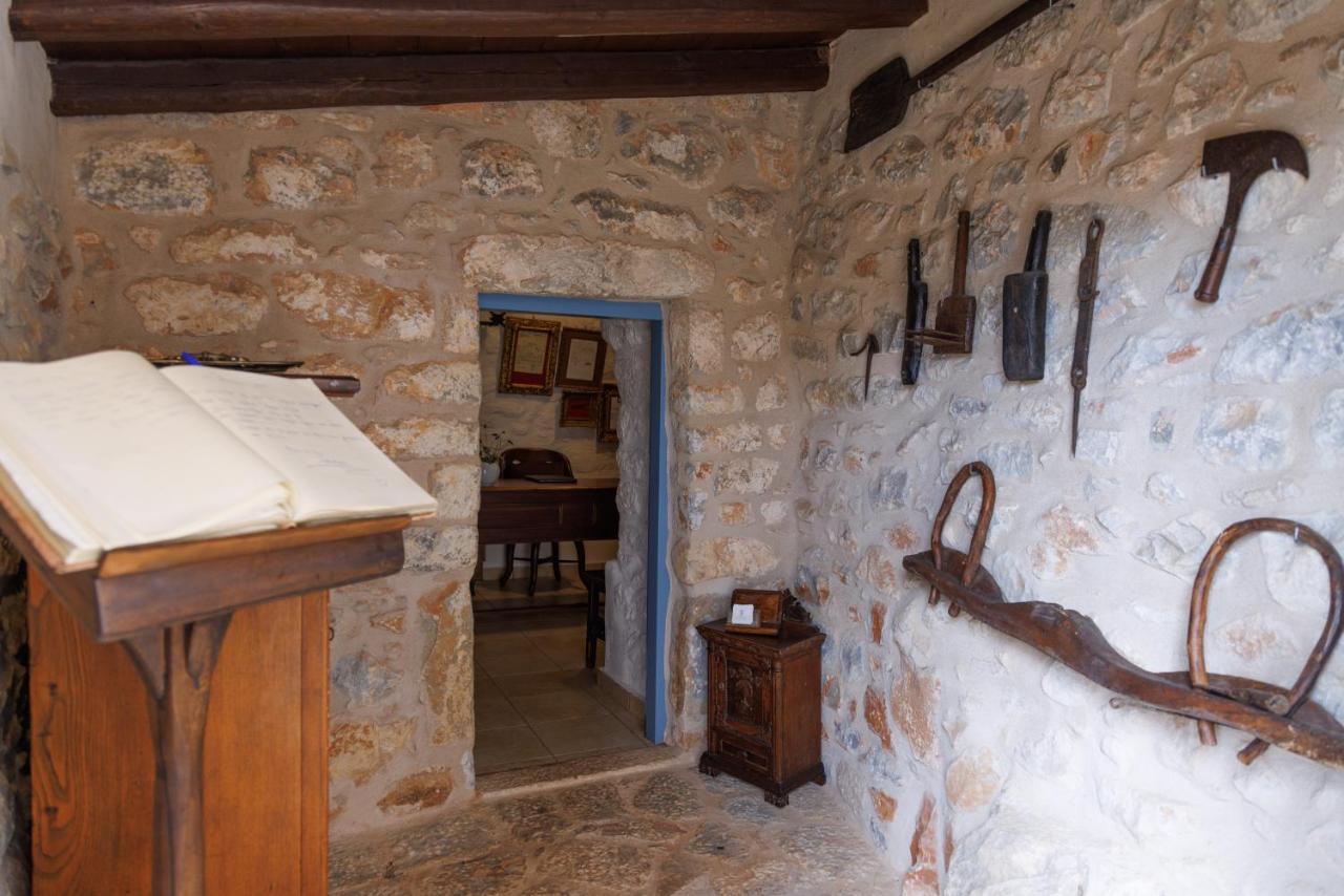 Lithos Stone Suites Areopoli Exteriér fotografie