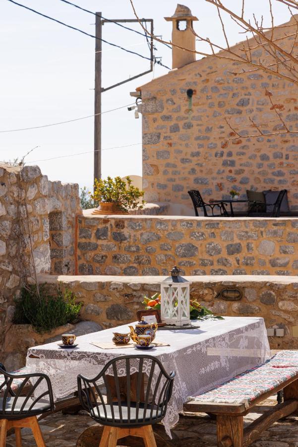 Lithos Stone Suites Areopoli Exteriér fotografie