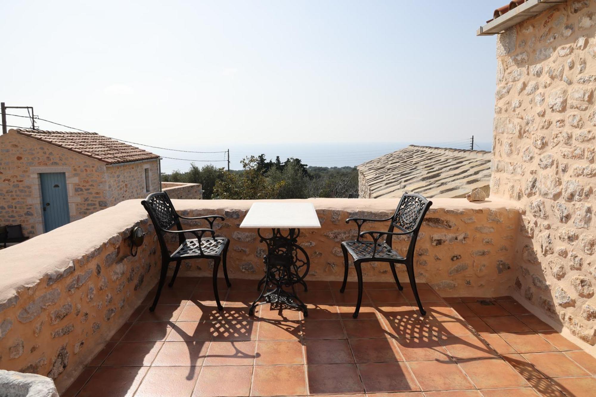 Lithos Stone Suites Areopoli Pokoj fotografie
